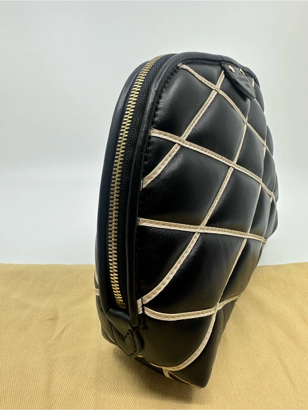 Louis Vuitton Malletage cosmetic pouch-blk/off white